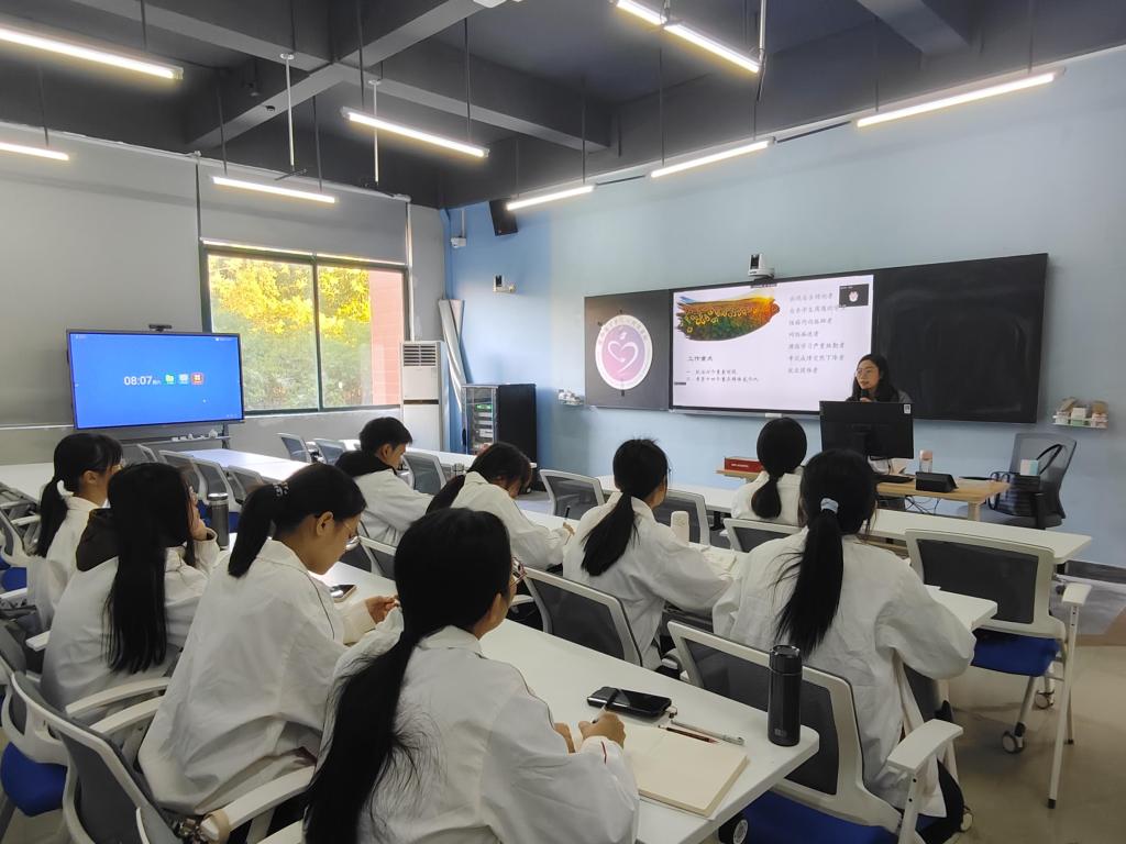 BA8026E14D841828D07CA01C7DB_088A7A93_16F19