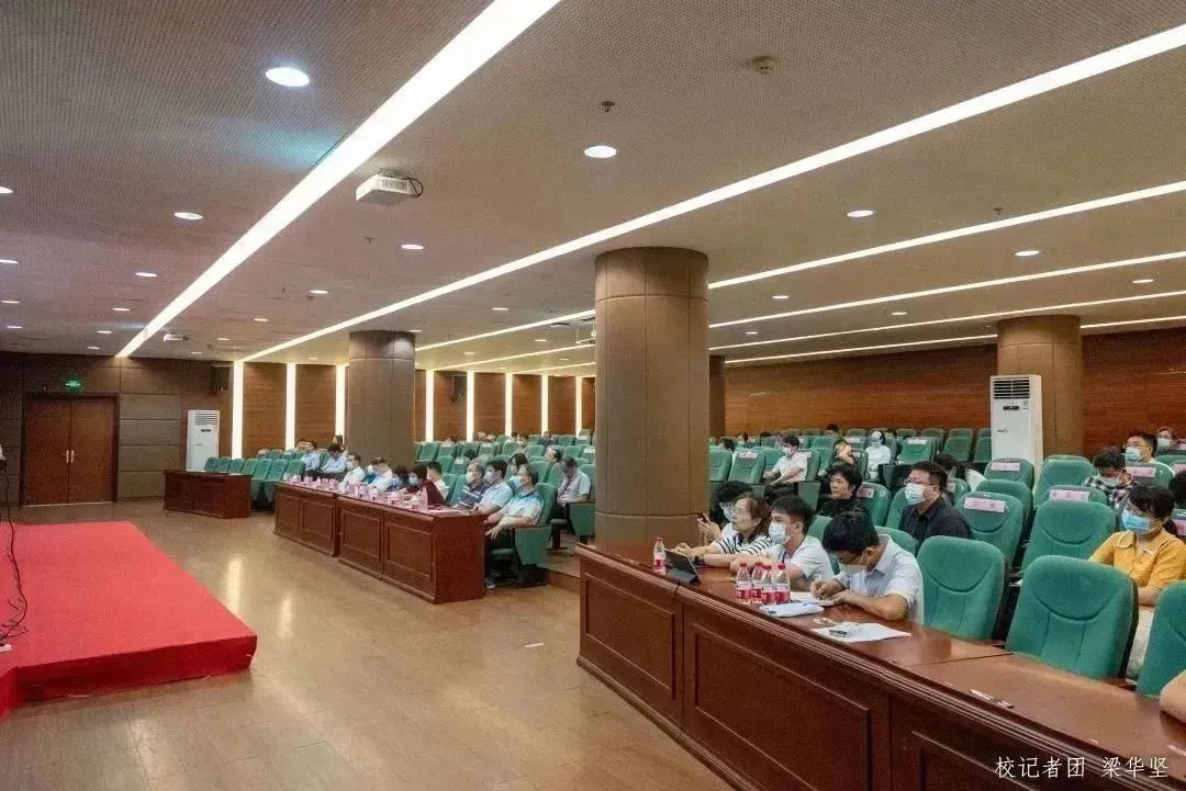 E2F5CFABACDC1F57D89664D7303_A3C134EE_2211E E2F5CFABACDC1F57D89664D7303_A3C134EE_2211E