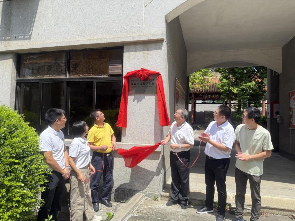 425633B6223C2E21A641A40C74E_E3C31165_21AF6 425633B6223C2E21A641A40C74E_E3C31165_21AF6