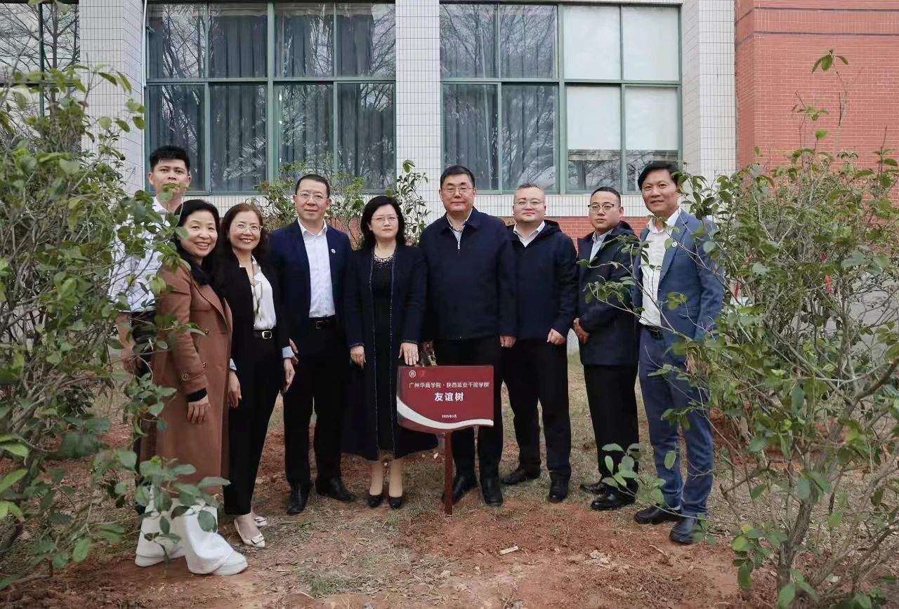 98A77D3F5145EE48E3C827FA119_F41F49EC_3E69E