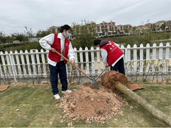 58728683C550B457352E76593E1_F71C5081_E18C0