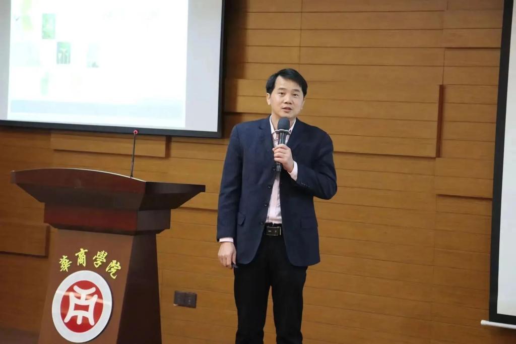 CF111F2C457251B4BAD202F4BAB_BFB76080_C84D