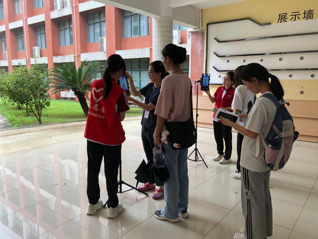 480175FEFB2B4016DCDED4810E9_22DF2C77_1C233