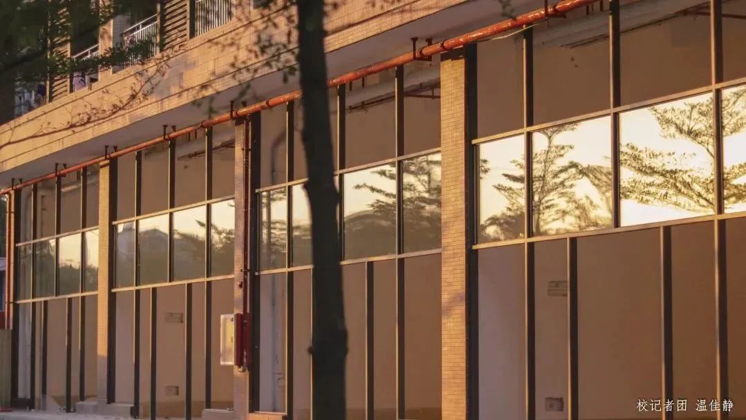 CCEEECA814F86368D7334ECEAF2_97CEDB75_17EE0