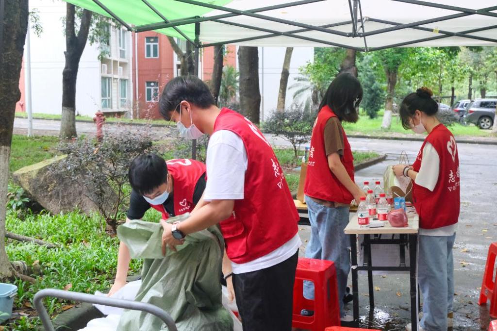 670CF2A964E47BAC999683B0CB6_CBFA46FF_1E6C8