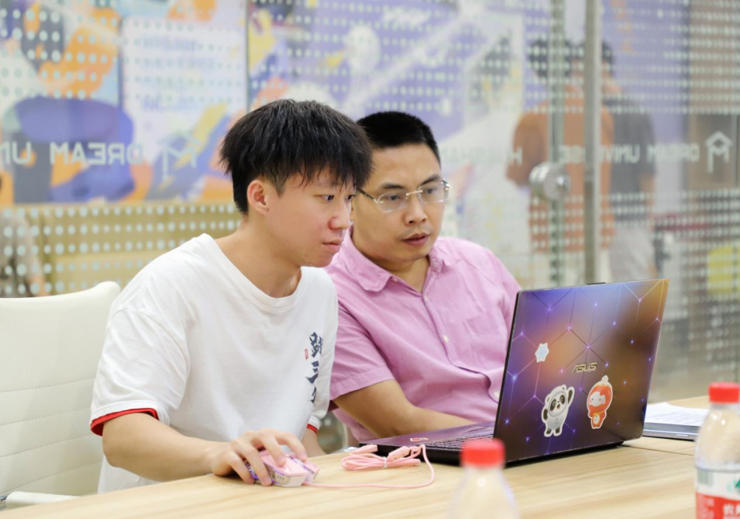 15262D416D81579D2B6B415C703_77FD14B0_C8CF3