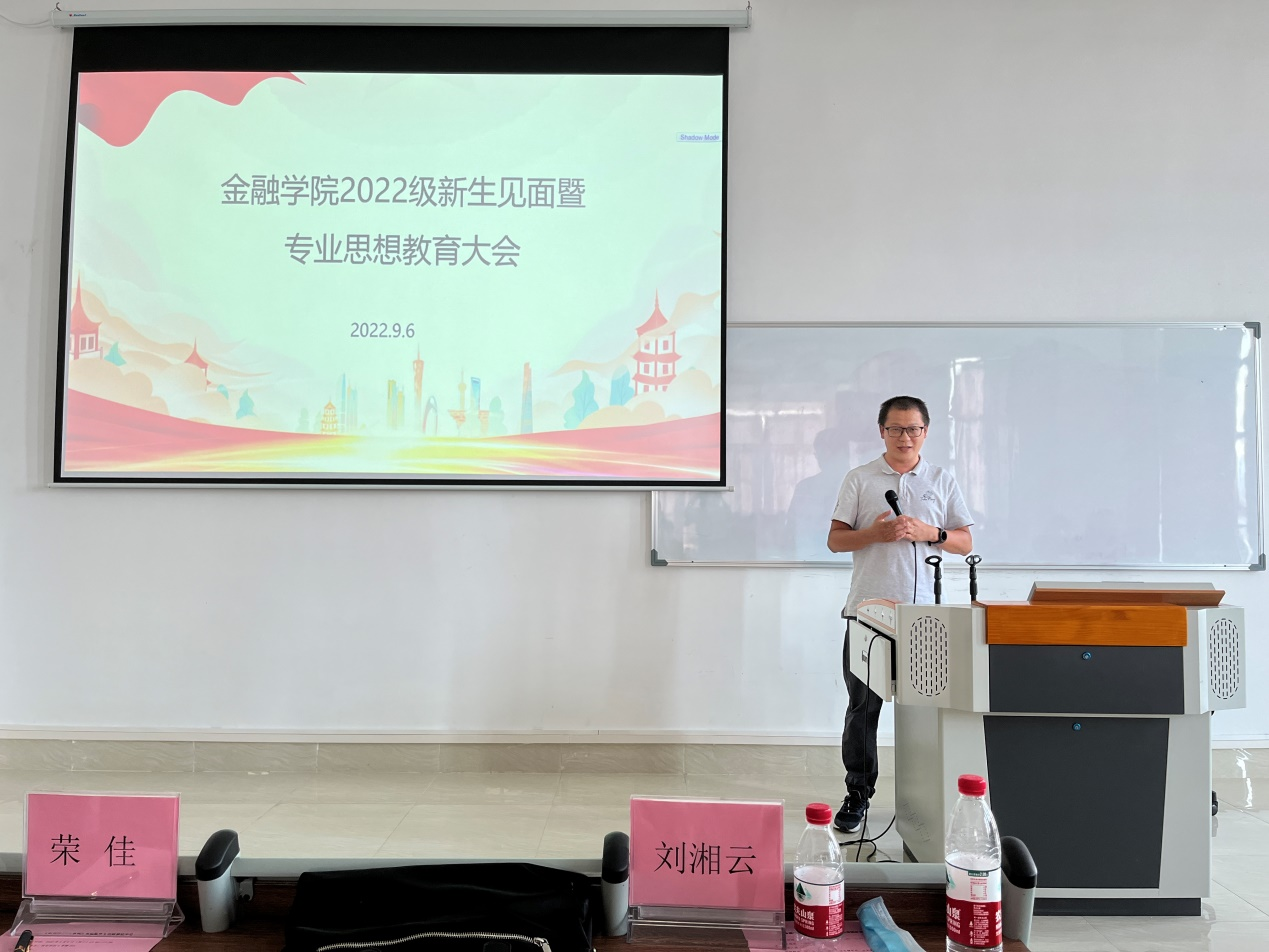 2563459DBBC90A8C95D425637A0_2C086991_D51C4