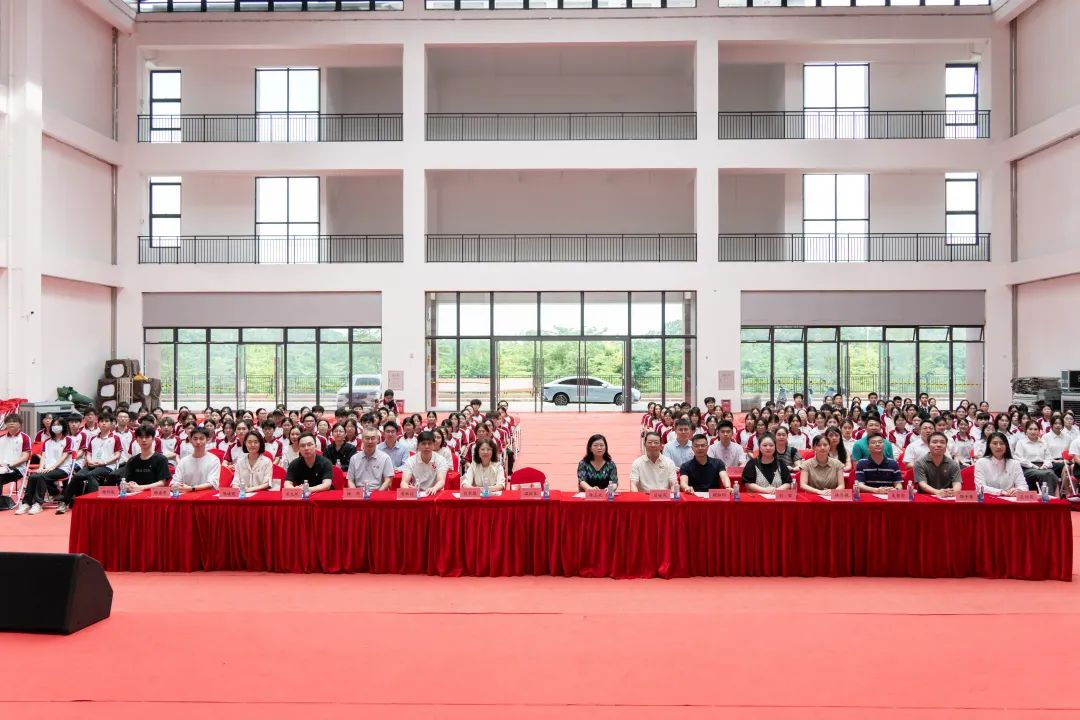 815CF9E45976A92EC94327A3568_77AEEC43_C0899 C0899