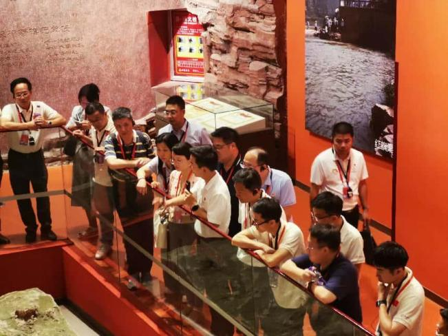 B4EBBF46BAEC63F2AC4697A1B7B_28B12F88_79850