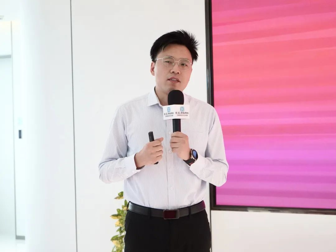 D19BC413D6DAF9A24F94EBB88C1_E34A4999_59C28