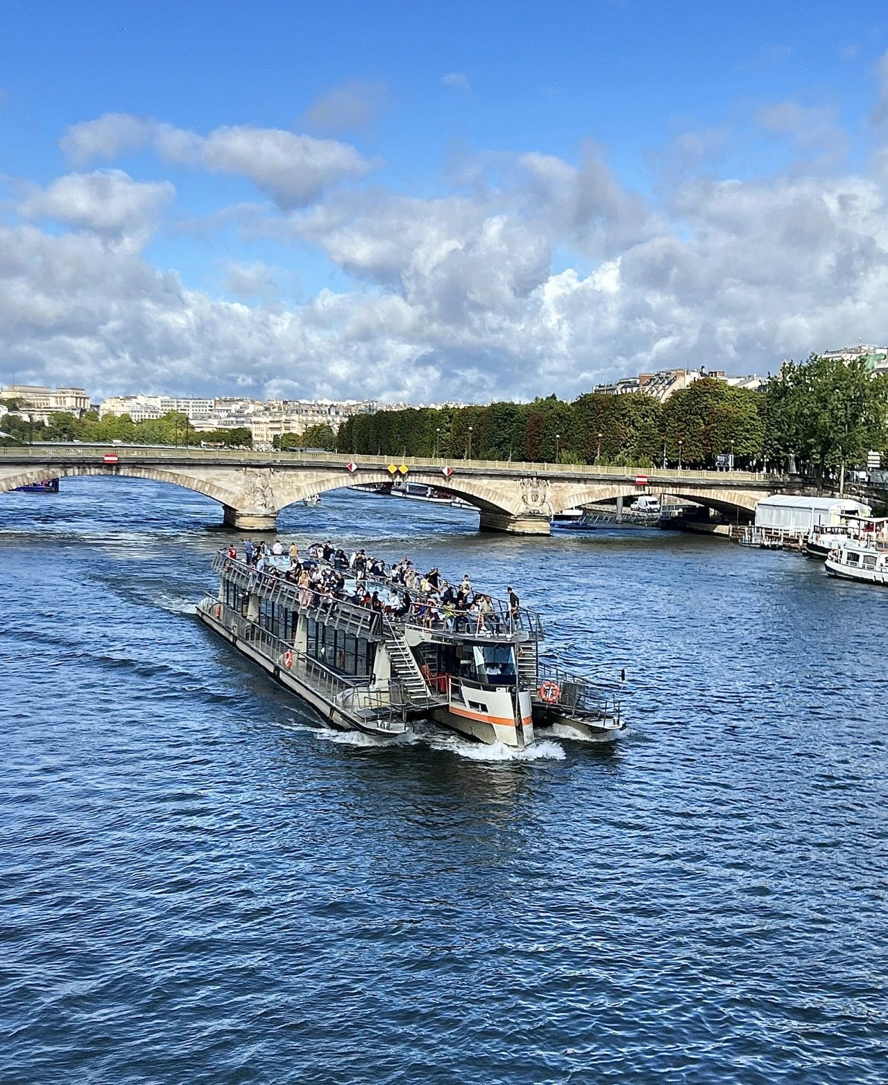 D64618FF2FB5844AEA4B1801FD0_85B15BAD_8617E