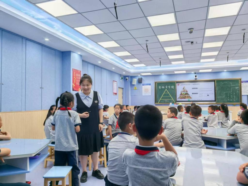 67761423A965A69341FE207D427_75C5F580_17845