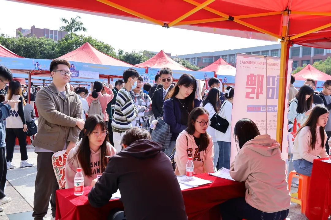 8671C11D1793F542722EFD4731A_69A39AE3_25B6E