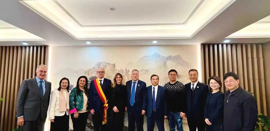 8862D89BA8304B177BEE858B2C5_10B60C82_11C31 8862D89BA8304B177BEE858B2C5_10B60C82_11C31