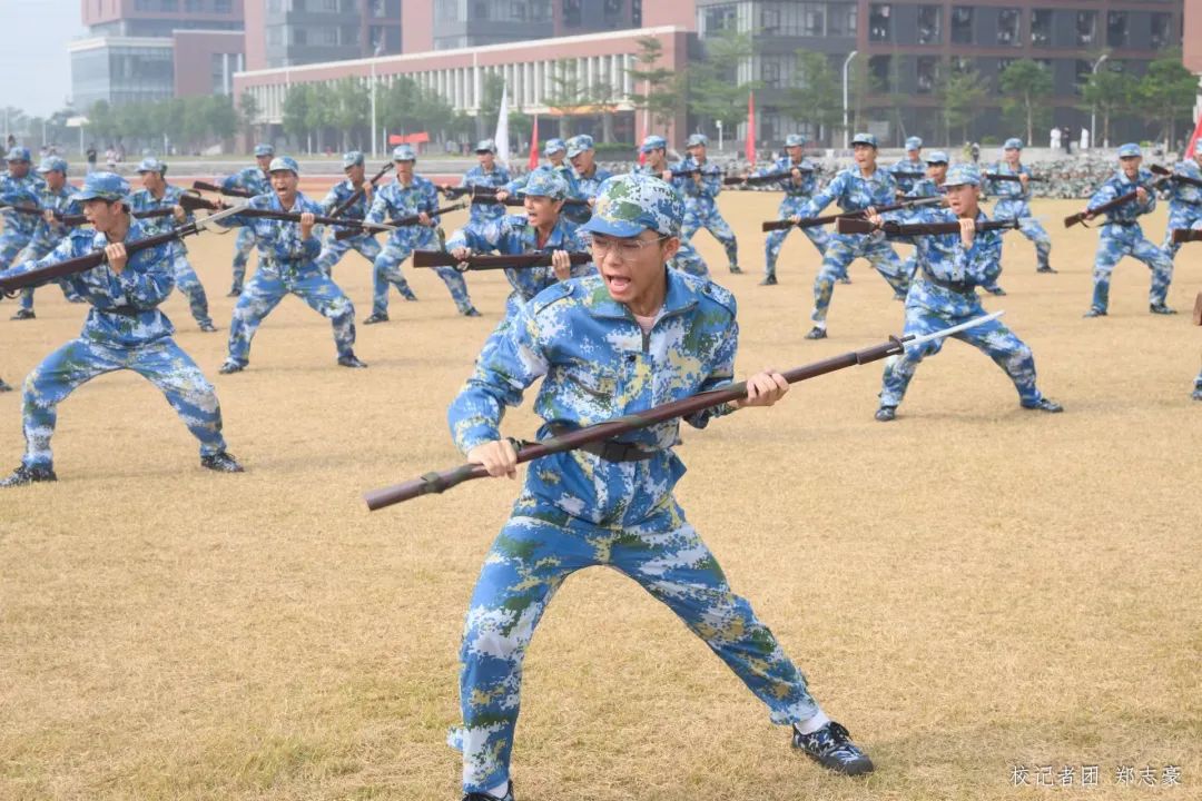 D1602DC71432CF2B96B9EC1D2D6_A0CE7B0C_27715