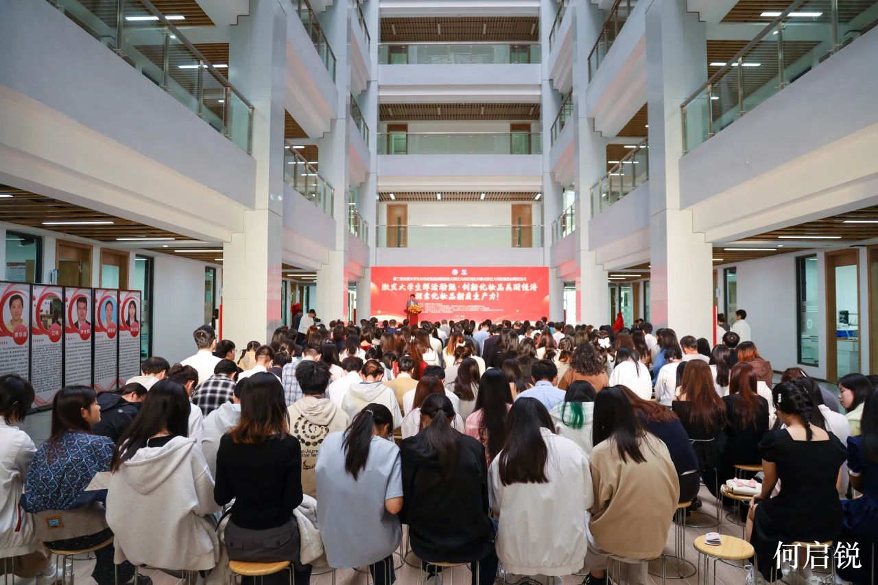 CE0B852572070945EBB87830607_6AD47360_2DC50 CE0B852572070945EBB87830607_6AD47360_2DC50