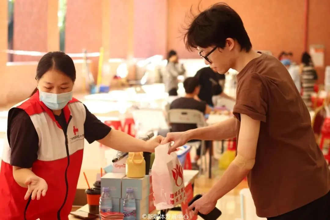 32F1BA385F2B4B2A2CA58B079CE_3FDE5924_B3A2D