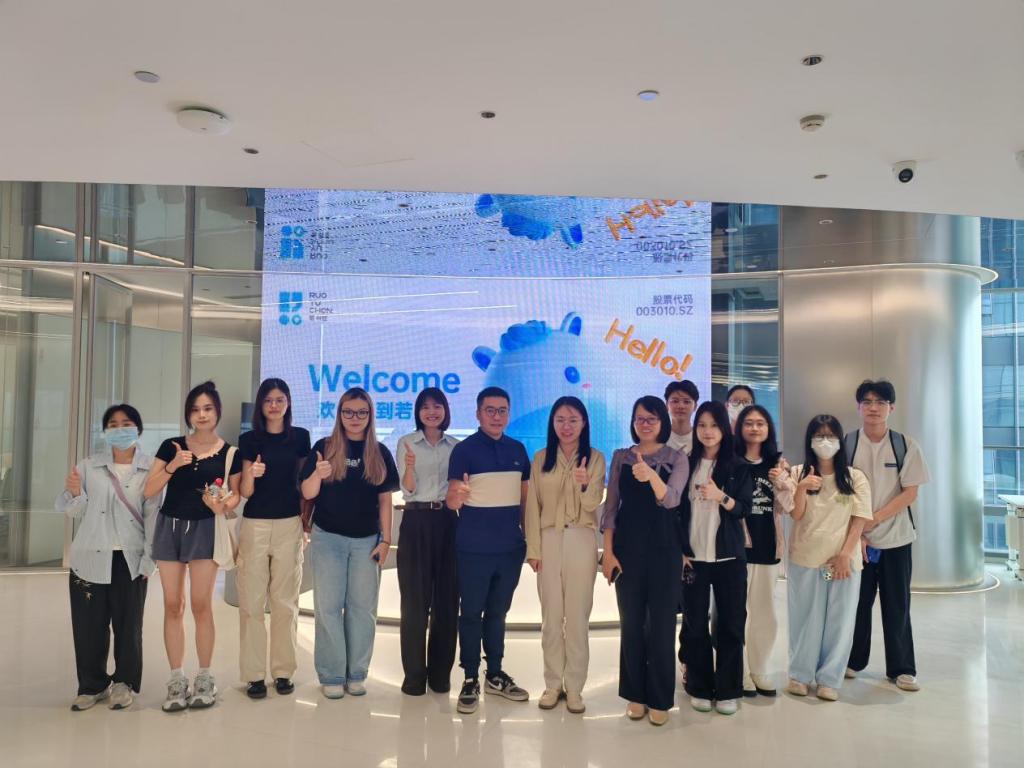 1789C00FC3B96F597B0C8417211_434D4936_15F25