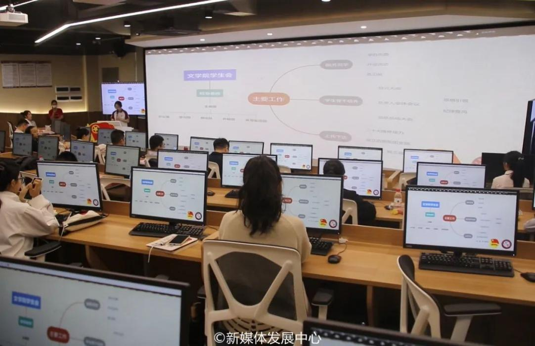 208F32FB07CCD8C953CF56A9C0E_D5AB3045_AF52A