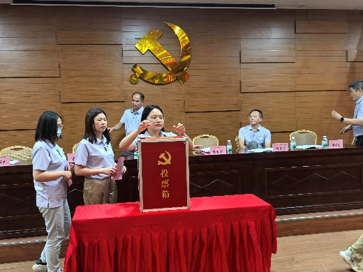 34E8304DA82FC790B731C8BF992_9CDBE084_4AB03