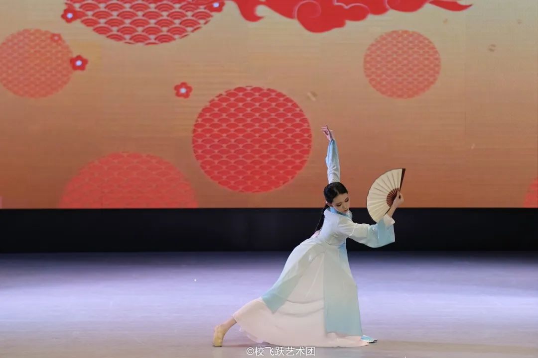 8FDD1FC810D483509D2C8B7C32B_6F172526_D3D7