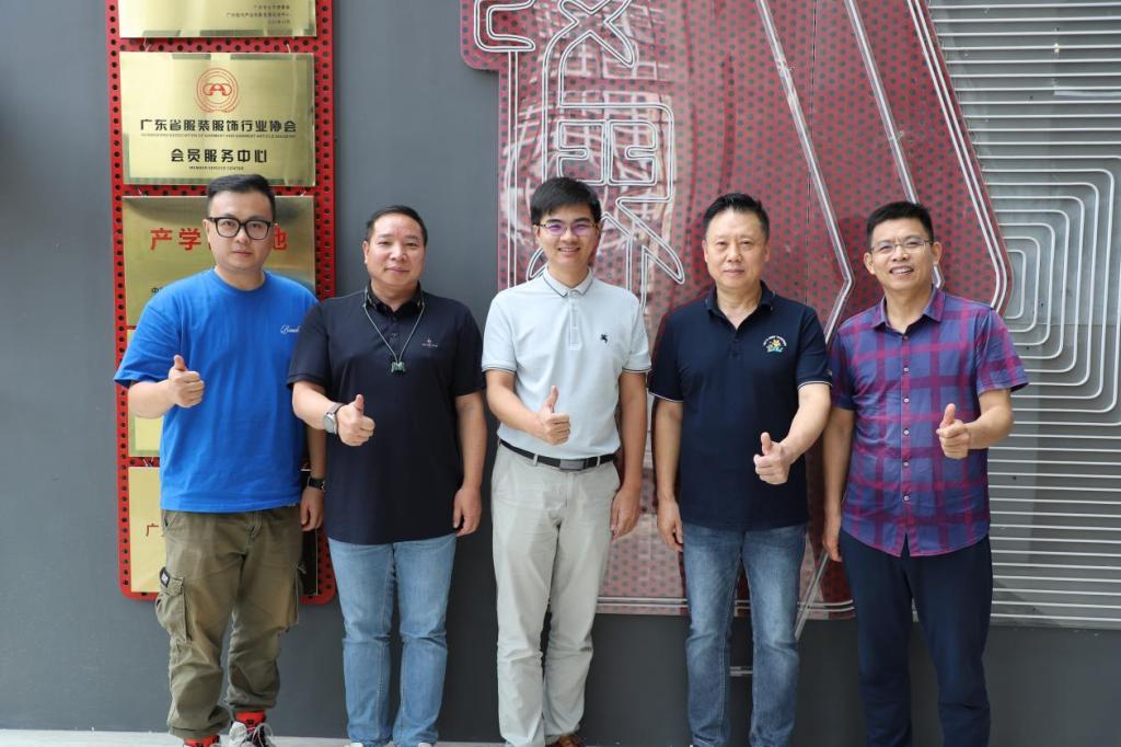 261853D5F7636E8495D5322880F_B43B22CF_17FF5