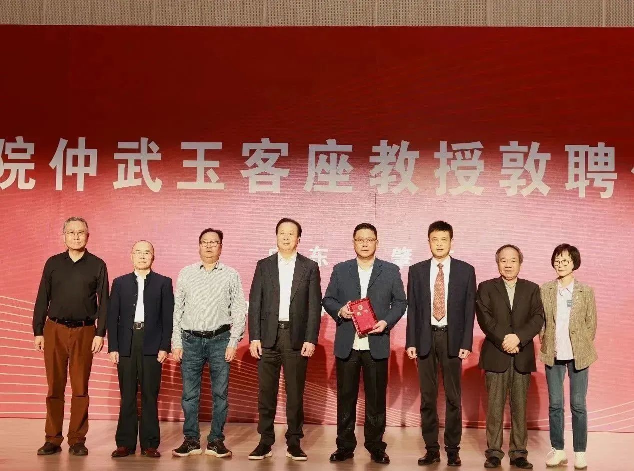 D96A01F7397FA354D98FD13204F_7560CF67_2E83A