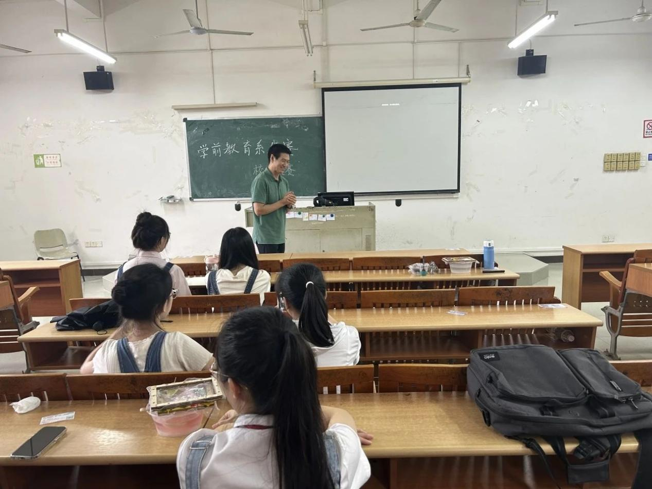 7878A66D9D88CFC590941E1C6F2_EE55AAC2_FBCA2