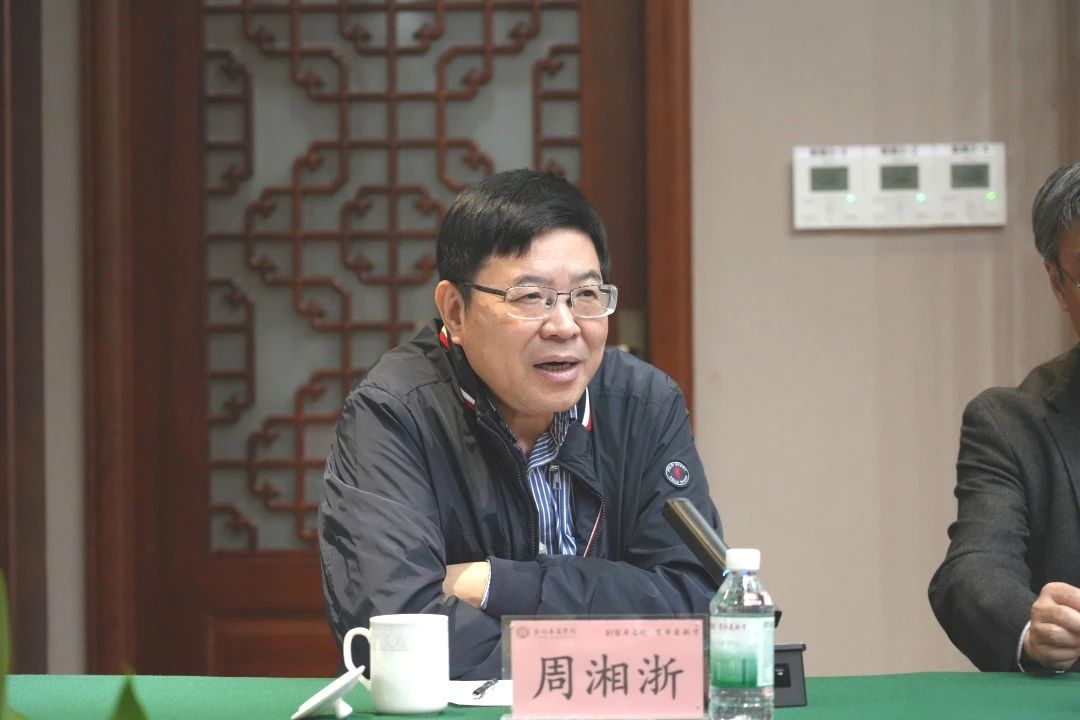 90E3398385F06AA5E4C92C8CA4F_9738542D_112A9