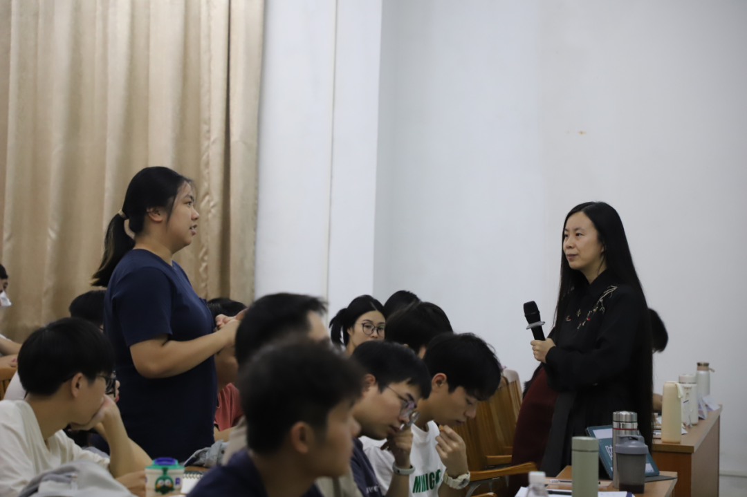 892B2A2A2A1CA6DECC0F4B9425E_E41CF50A_9BDED