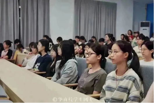 196391A258FBABA27F90E186335_F86CE5B8_B6C30