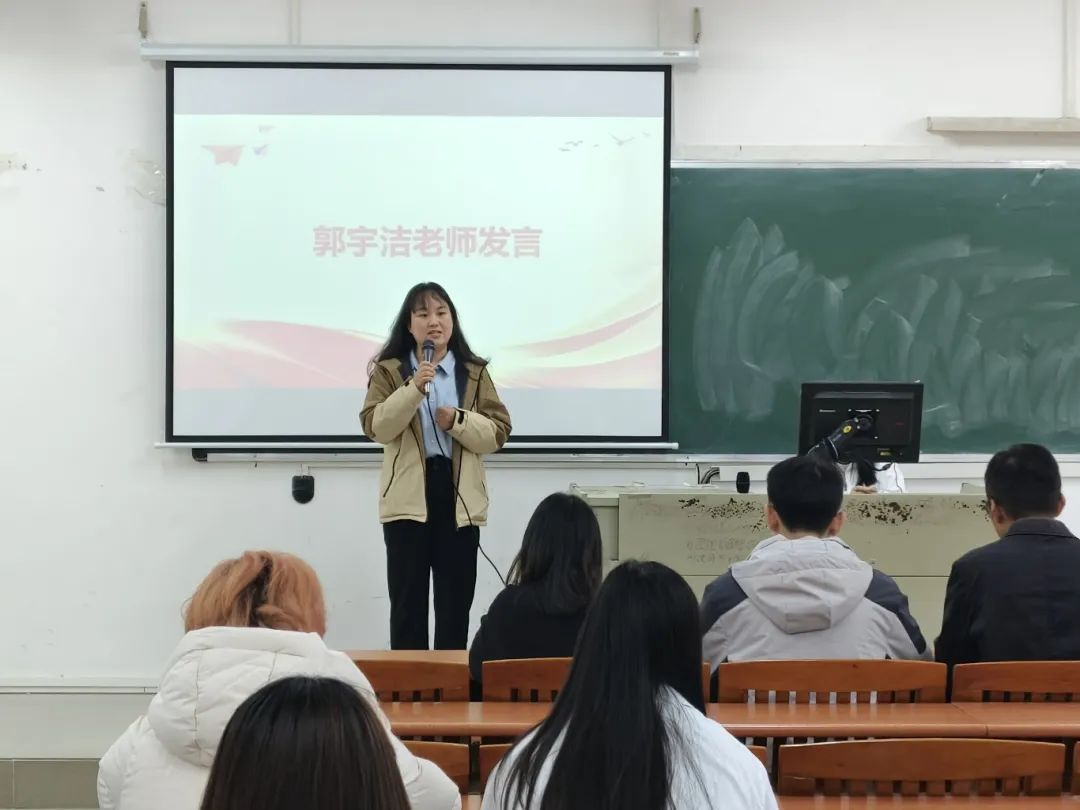 11CDE078FC5F5F7F83B159E2976_79DBFD42_8209B 11CDE078FC5F5F7F83B159E2976_79DBFD42_8209B