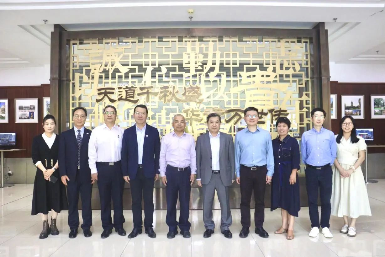 EBB3C989B2DEF683BF0213A29E6_C00309B2_215BB