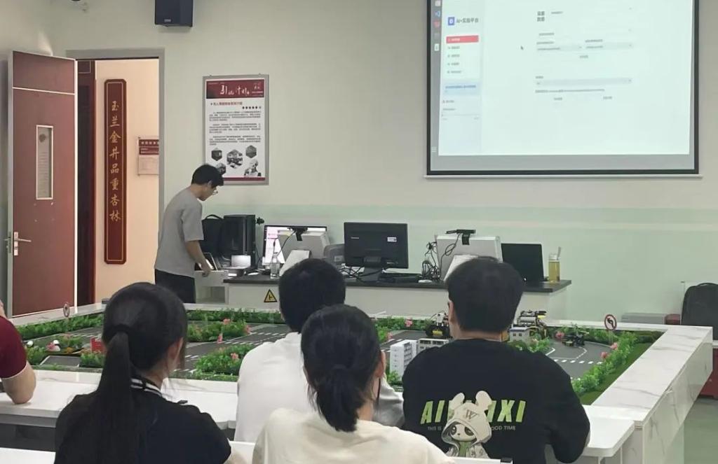 EBD1C6FC63A82E6F82DFD873103_2A9CAAB5_10494