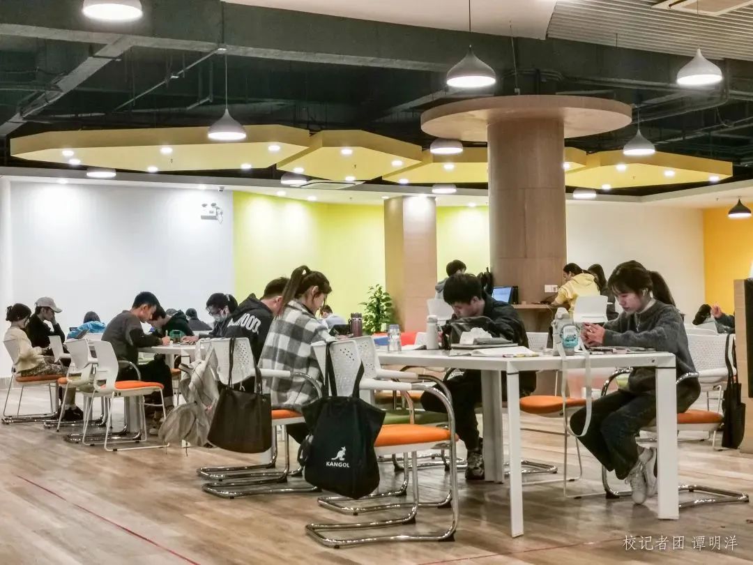 88BC67279216F6102CEA580CC99_309C04B3_21BEE