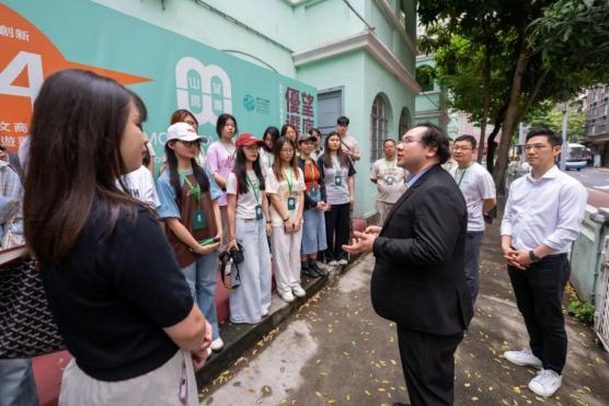 31EAC2764BDE968FE60AFFEE867_99CEDB95_53774