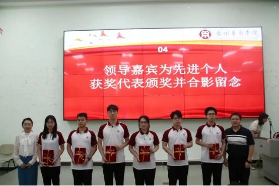 1DC0AAC123FDDE55DD584B607A7_08855990_214C3