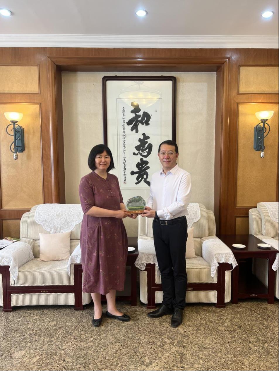 B6AF539634227443446FD6193F3_D3B534B9_2C08A