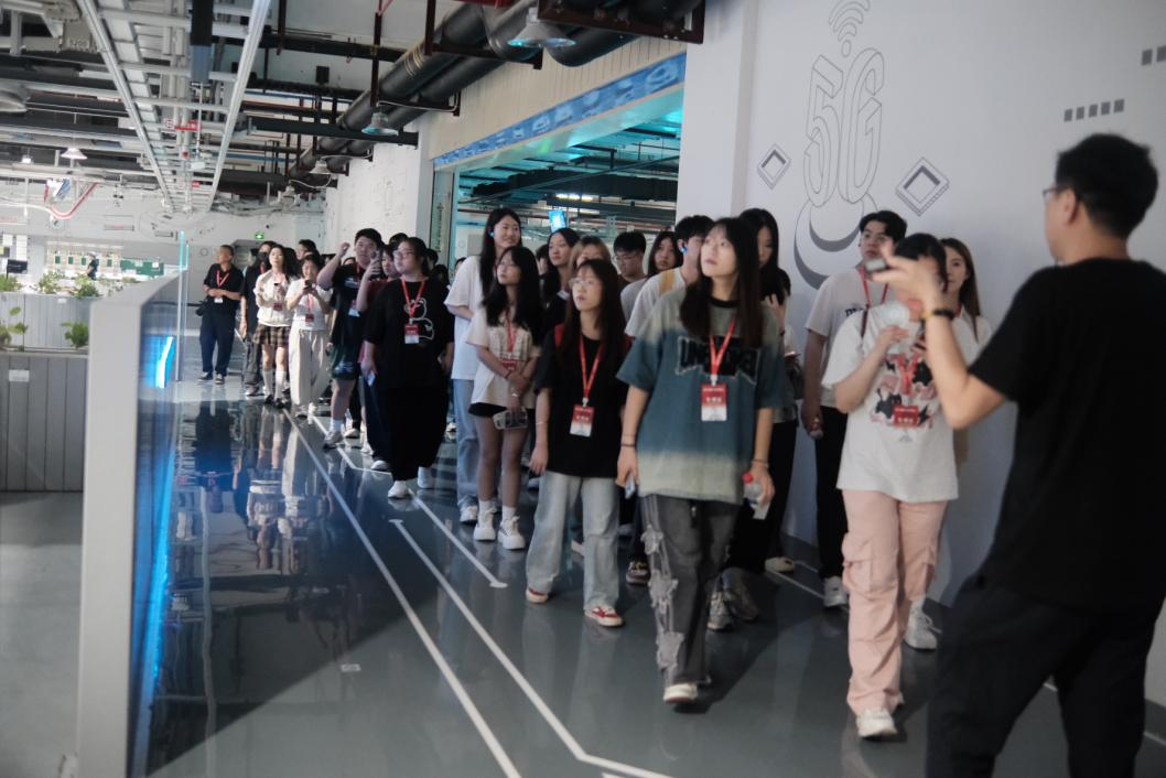 116004EB3E253FD7987190DE3C1_340C5759_B7069