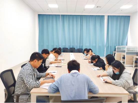 82A4428AF3B32AEF13CCEED8C64_2E19BCB3_24CB7