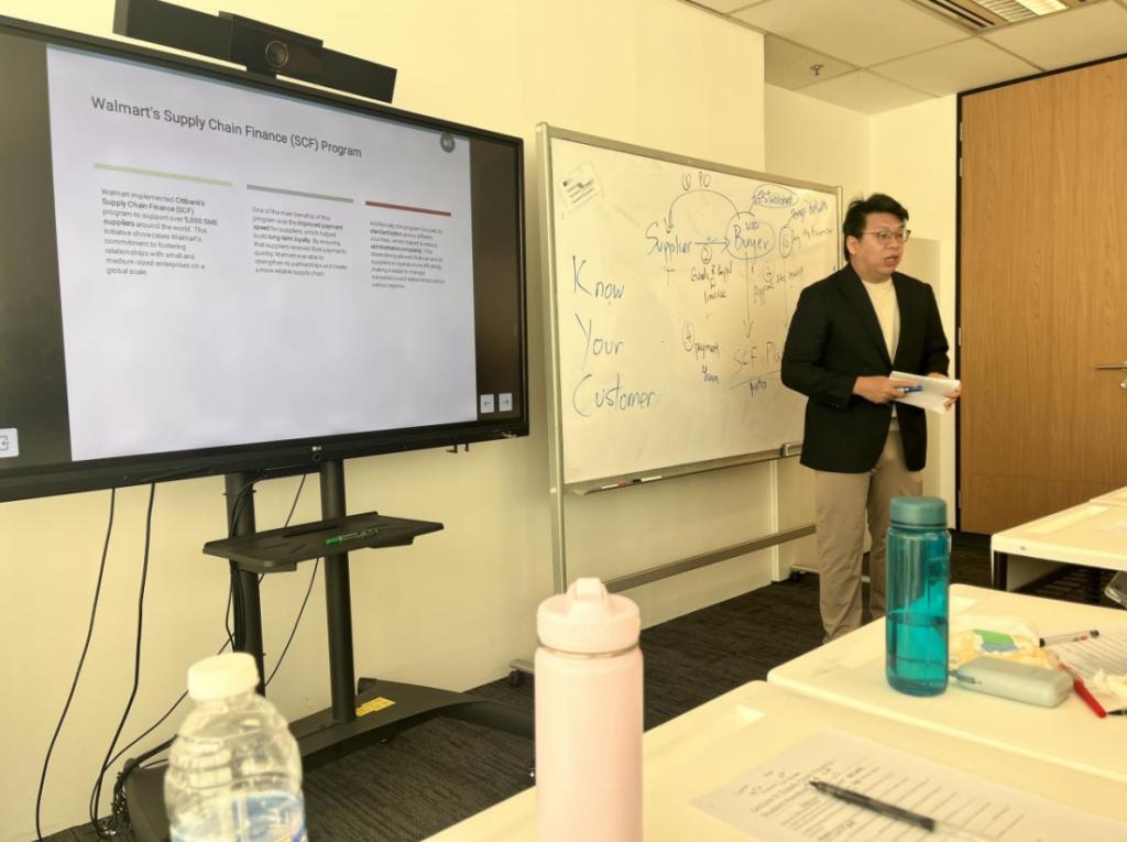 258F529AA8F1A275EDC2777F455_A89F6CCE_126C7