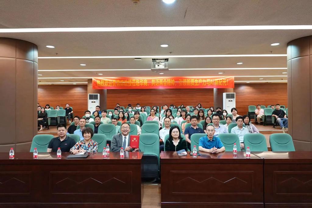 AA836B9F958C44F23B3BA31A1D3_5A787CE8_1945F