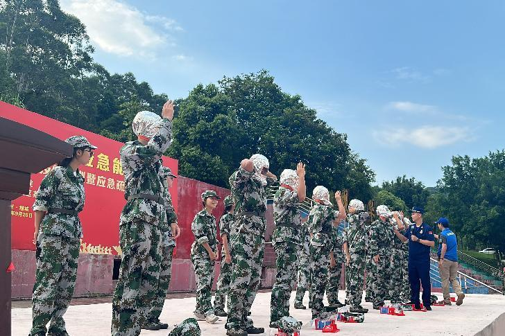 3FD2A1F3D0CD7C29F4F985207E0_5E70BDCD_A76B7