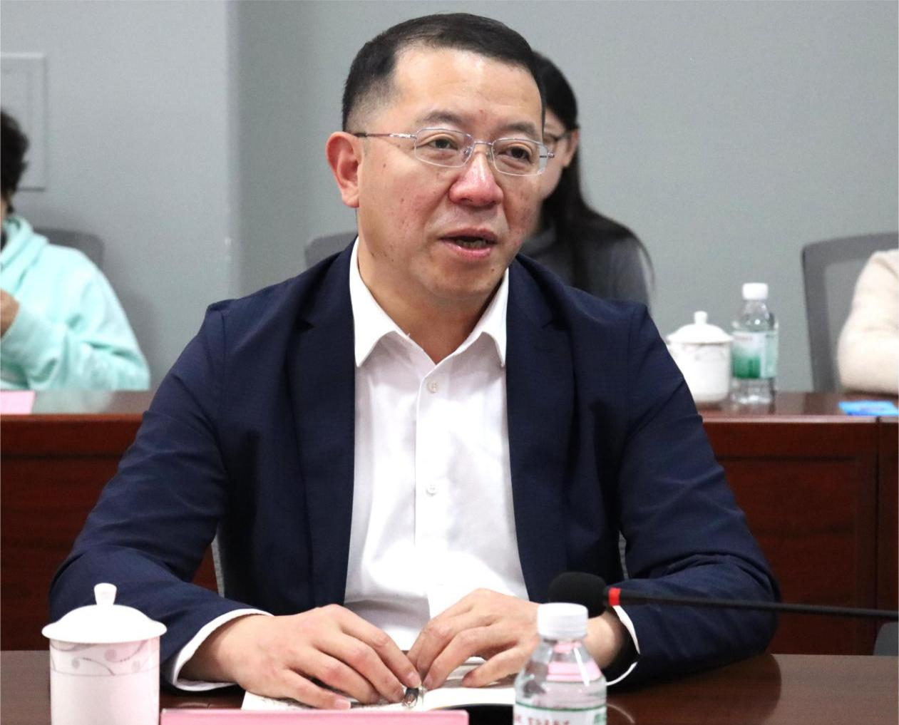 CD37247A86DB924BA733297A403_BBF6DD12_F10DA