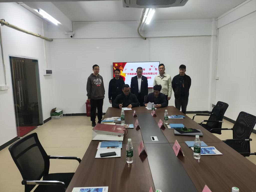 B53FD7BFA93E29FBCC65B375275_4A103FF7_12345 B53FD7BFA93E29FBCC65B375275_4A103FF7_12345