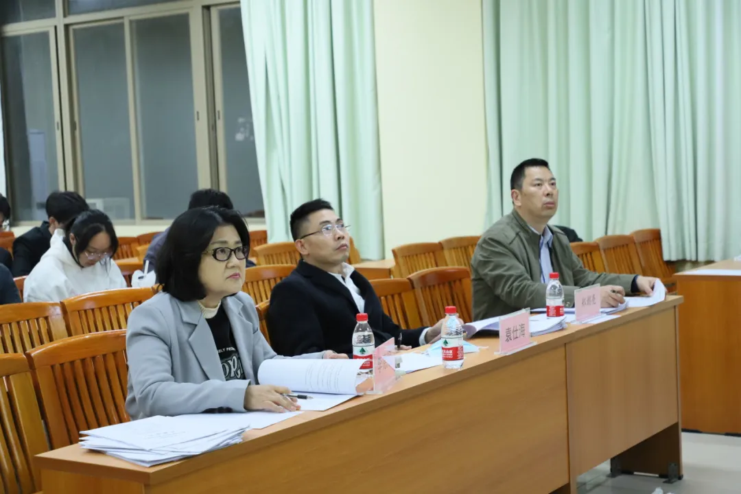 6661389530D3D8A2AF45B1D7F09_B8FBD60B_960D4