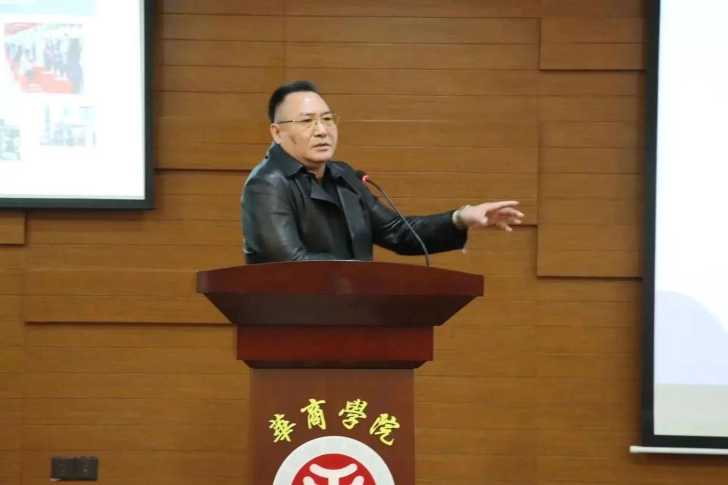 AF99C79F661FD68BC89A71F0E79_D423593F_B60B