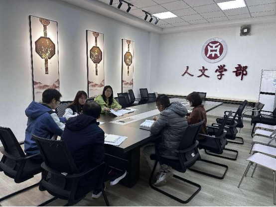 E45C586D1977BE97F194B7EC81D_ECAED1D4_E18C0