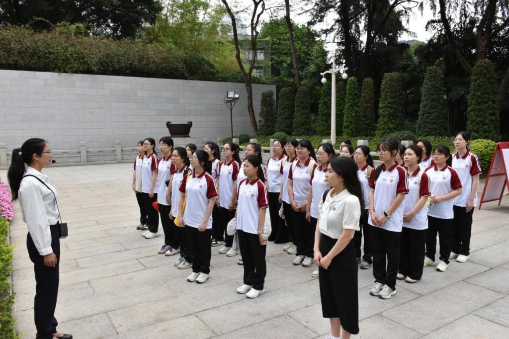 FBB30AFA9F31F0A20C43C0D2E9F_DB331908_1E4BB