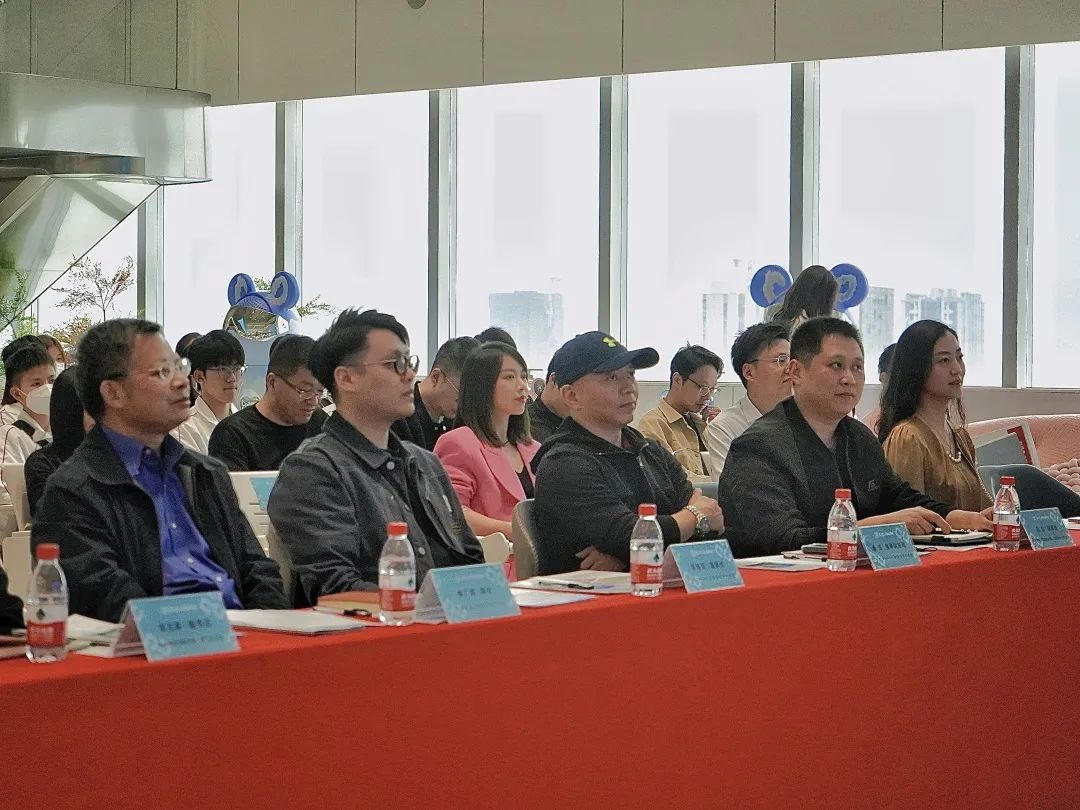 81A84DAD043CE10F8D26FED6D07_B22FE22F_EEB6E